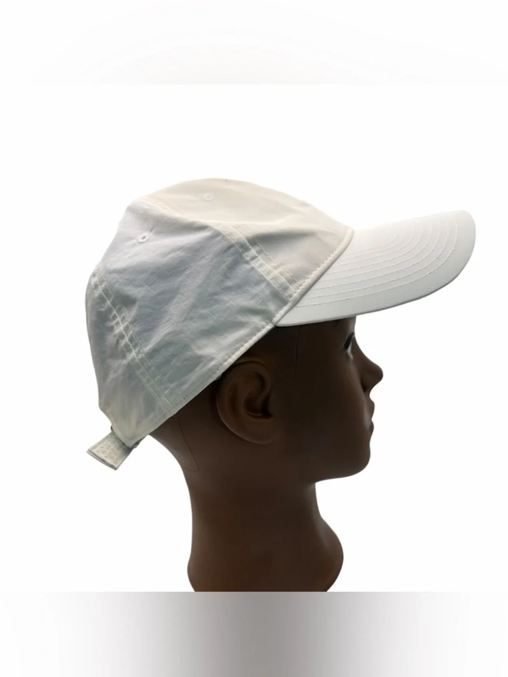 adidas it features